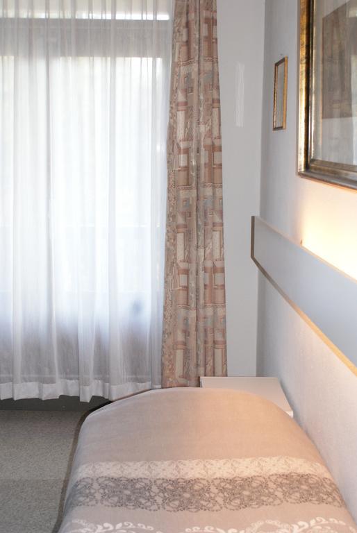 Hotel Domstad Утрехт Номер фото